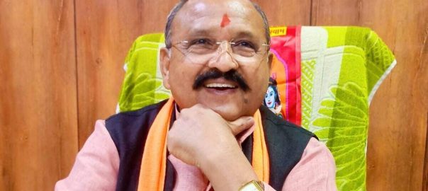 Watch Video: Congress leader Prahlad Gunjal hits back at Amit Shah’s statement, raises questions about infiltrators.