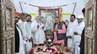 Today hosabale’s path will be available in big public seminar and hindu conference three days stay will end – dattatreya hosabales visit ends in gorakhpur