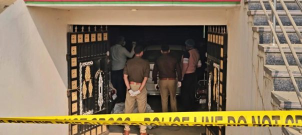 Jaunpur’s son became an animal: killed his own parents with an iron club and saw, cut the body into three parts and threw the body into the river.