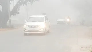 3 years record broken in Shahjahanpur, district in red zone, people trapped in houses – shahjahanpur weather update coldest day in 3 years red zone warning weather news