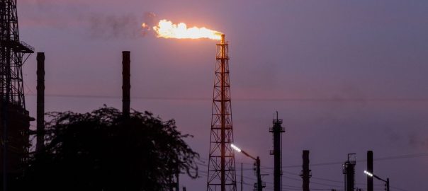 Oil prices continue to rise as geopolitical tensions escalate