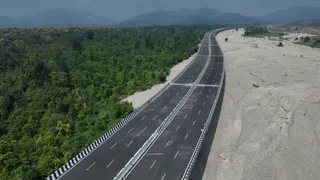 Work on the elevated road of Doon-Delhi expressway in the last phase, there will be no pressure to enter Dehradun in the new year – in new year 2026 there will be relief from the heavy traffic jam in mohand