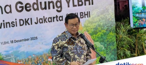 Pramono hands over DKI Provincial Government Building to YLBHI, reminds of emotional connection